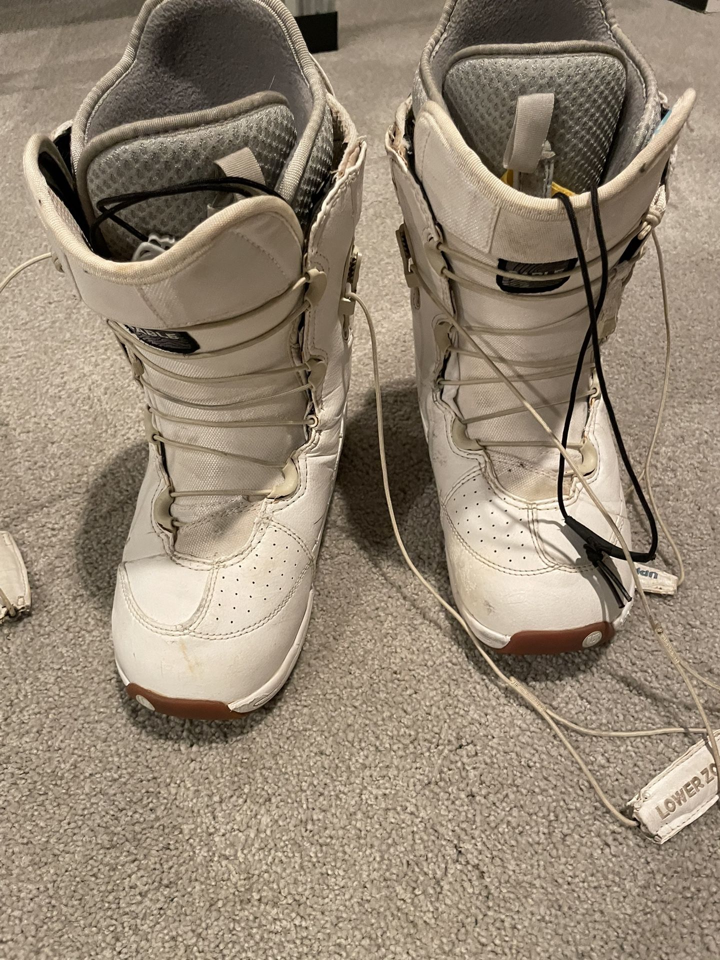 Women’s Sable White Snowboard Boots 6.5