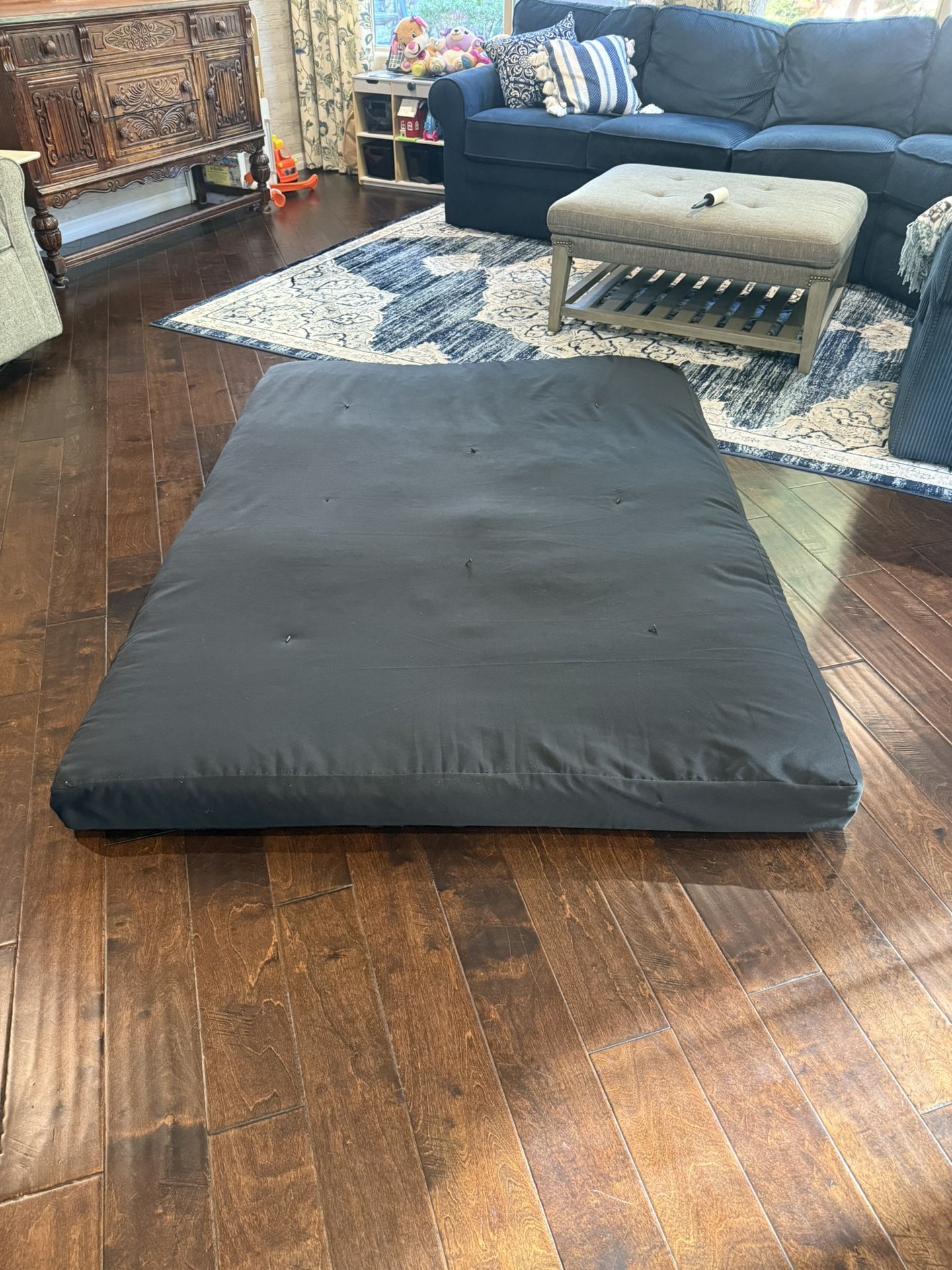 Full Size Sleeping Mat 5” Pad With Removable Cover.