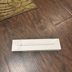 Apple Pencil ✏️ 🖊️ READ DESCRIPTION👀 PICK UP ONLY NO TRADE FIRM ON PRICE ONLY CASH 💵 💲35