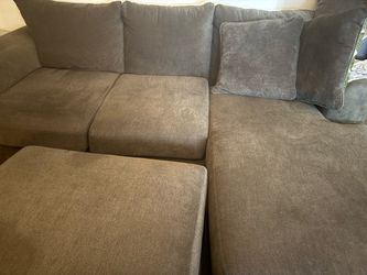 Gray Fabric Sectional Sofa with Ottoman