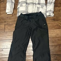 Women’s Roxy 5K Snowboard Outfit