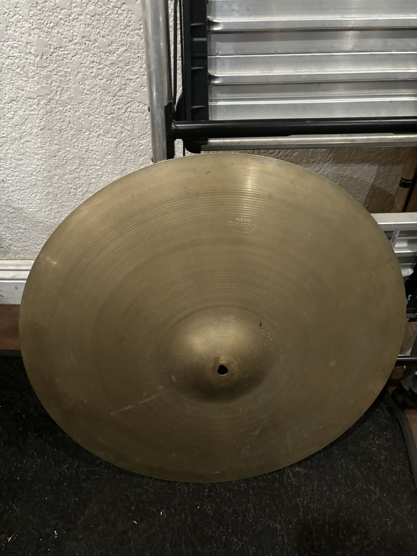 Zildjian Avedis Crash 20’ / Ride 22’