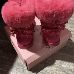 Juicy Couture Boots Color Hot Pink