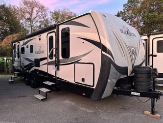 2016 Blackstone 260RDSB