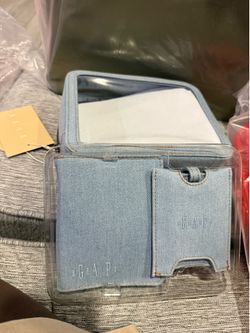 Beis - The Passport & Luggage Set