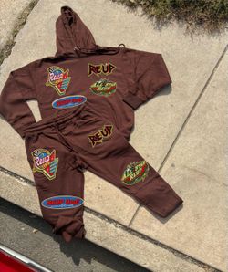 REUP Worldwide Brown Hoodie Sweatsuit Set