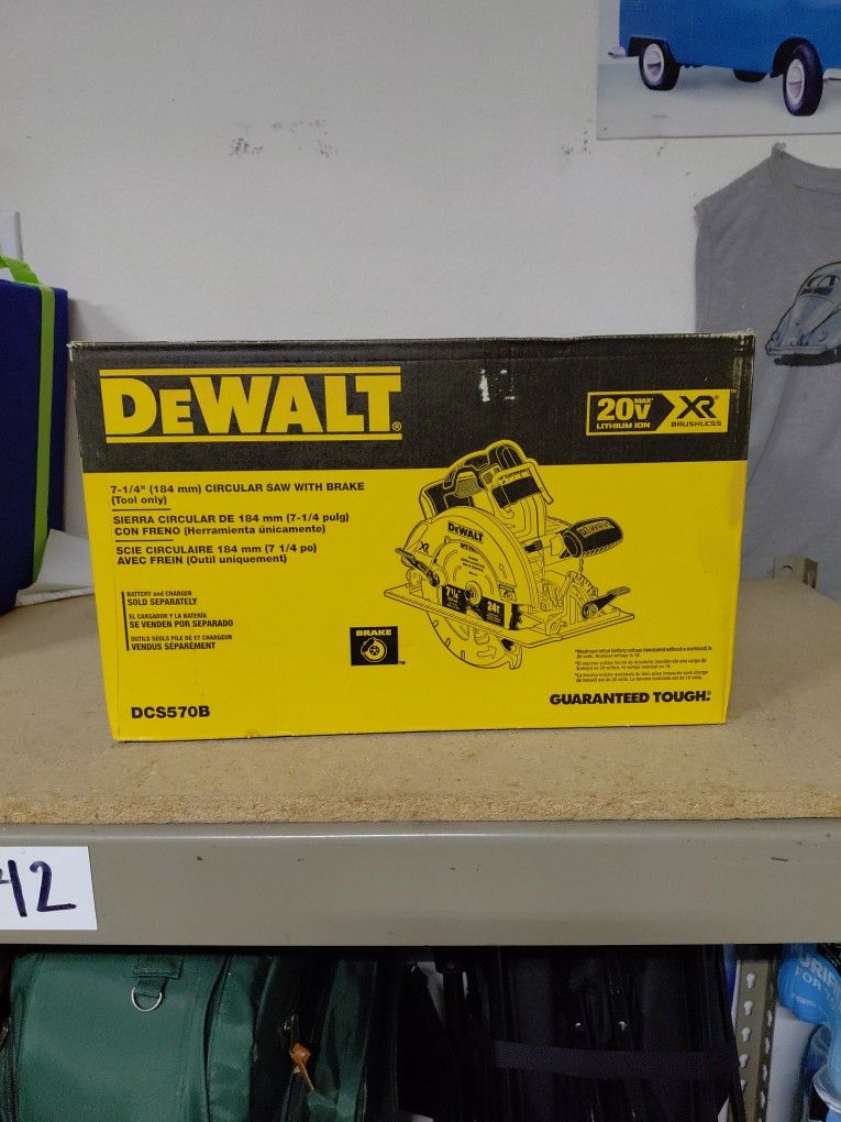 Dewall XR 20 V 7- 1/4 ( 184 Mm ) Circular Saw