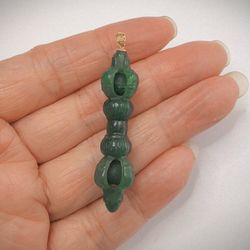 drumstick-shaped Heitan jade, 18k gold clasp pendant