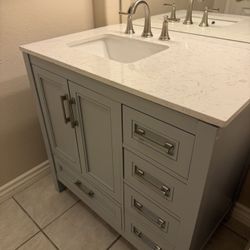allen + roth Crest Hill 36” Muse Gray Single Sink Bathroom Vanity with Carrara Engineered Marble Top (Faucet included Worth More Than $100)