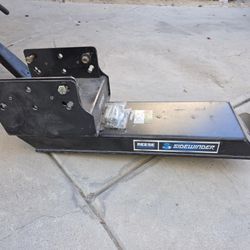 Reese Sidewinder Turret For Fifth Wheel