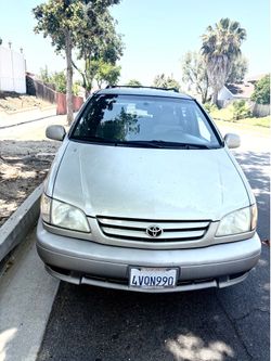 2002 Toyota Sienna