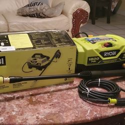 Riobi Lavadora  a Presion Para Lavar Carros, Casas,Cercas