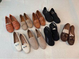 Shoes size 61/2  bottom right is a size 7