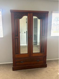 Edwardian Victorian Solid Wood Wardrobe Mirrored Doors Brass Handles Carvings