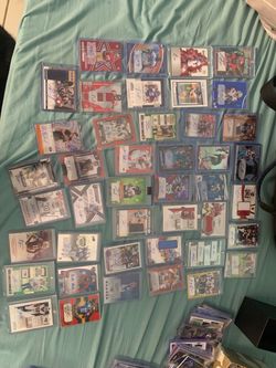 NFL Football Card Lot Autographs and Relics