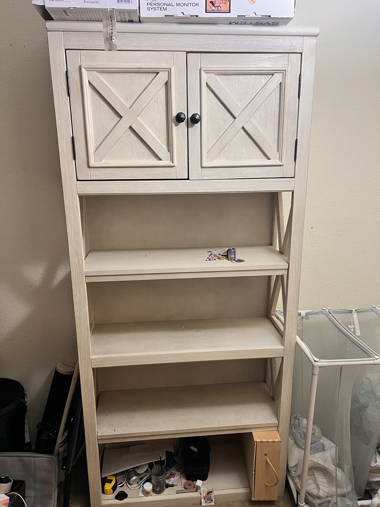Bookshelf 