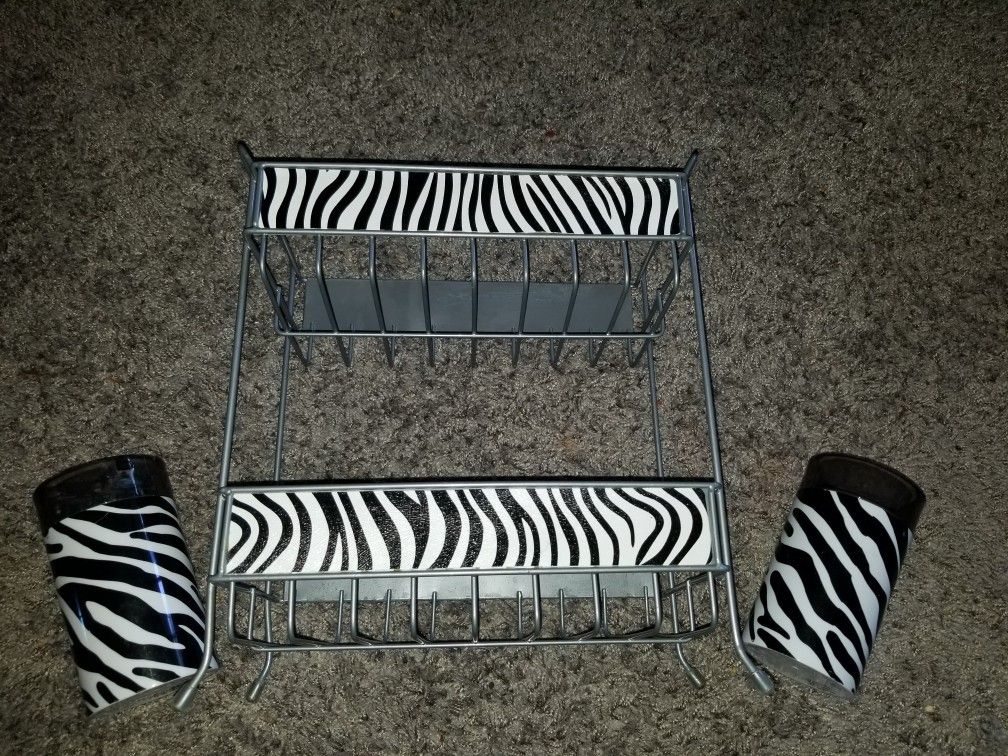 Bathroom organizer