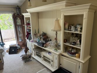 Wall unit