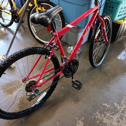 Nice Bike For Sale For Work Or School Vary Nice For 125.00 Need Gone