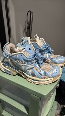 Balenciaga runners