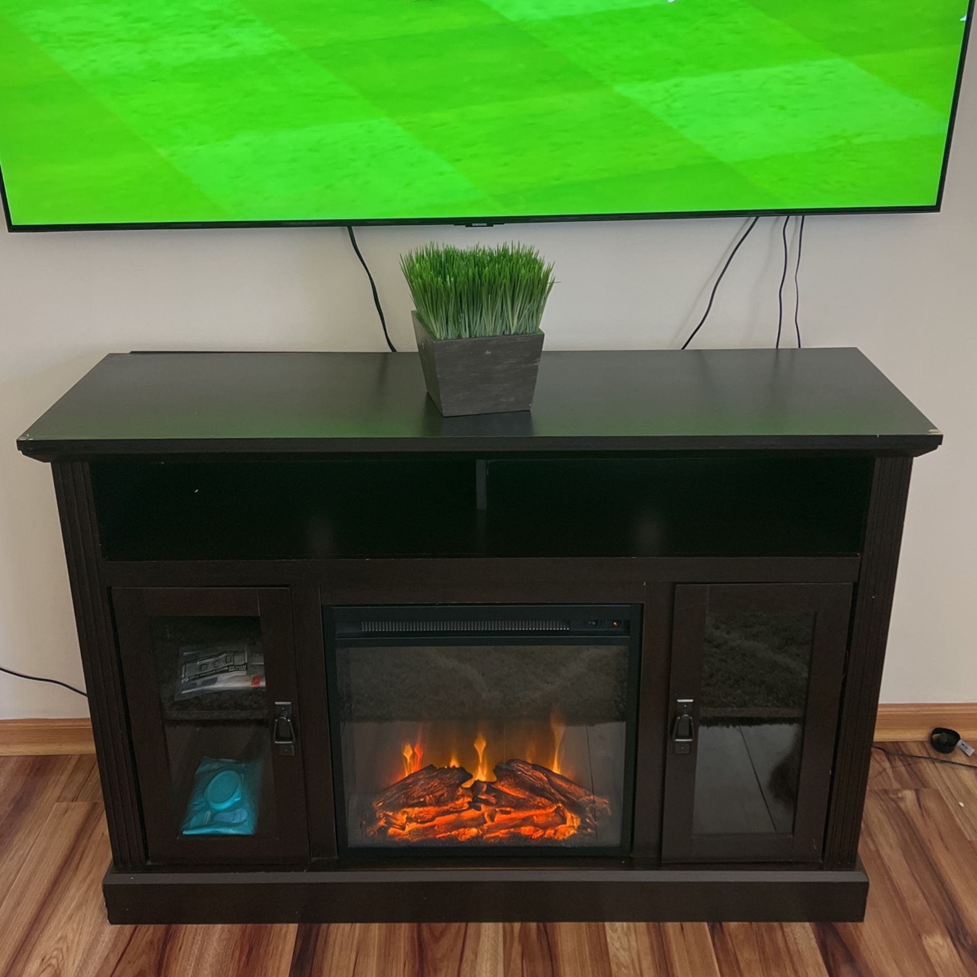 Fireplace $170 Everthing Works