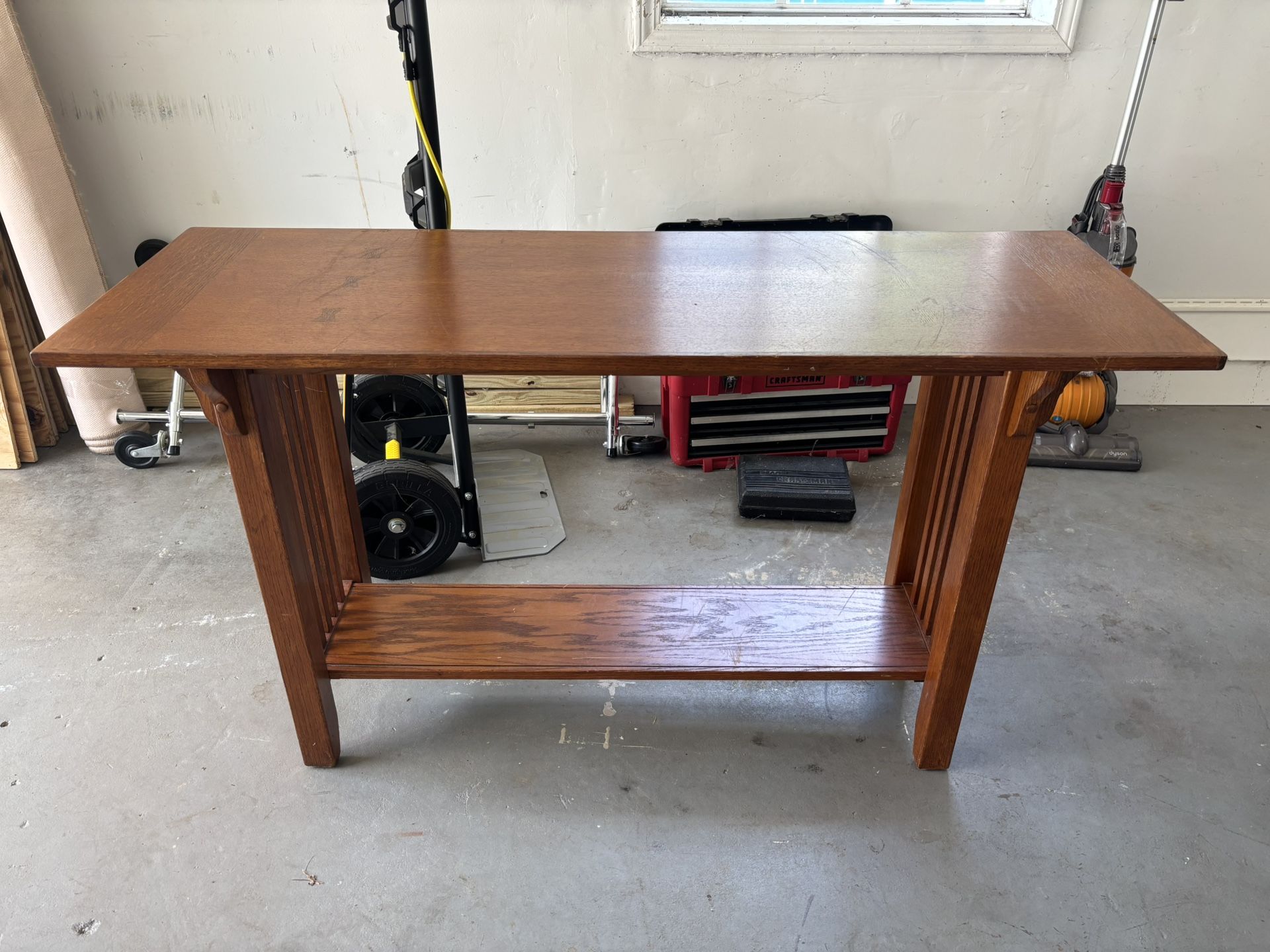 2 Computer Chairs And Tv Stand
