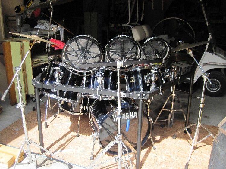 Yamaha Midnight Blur Drum Set