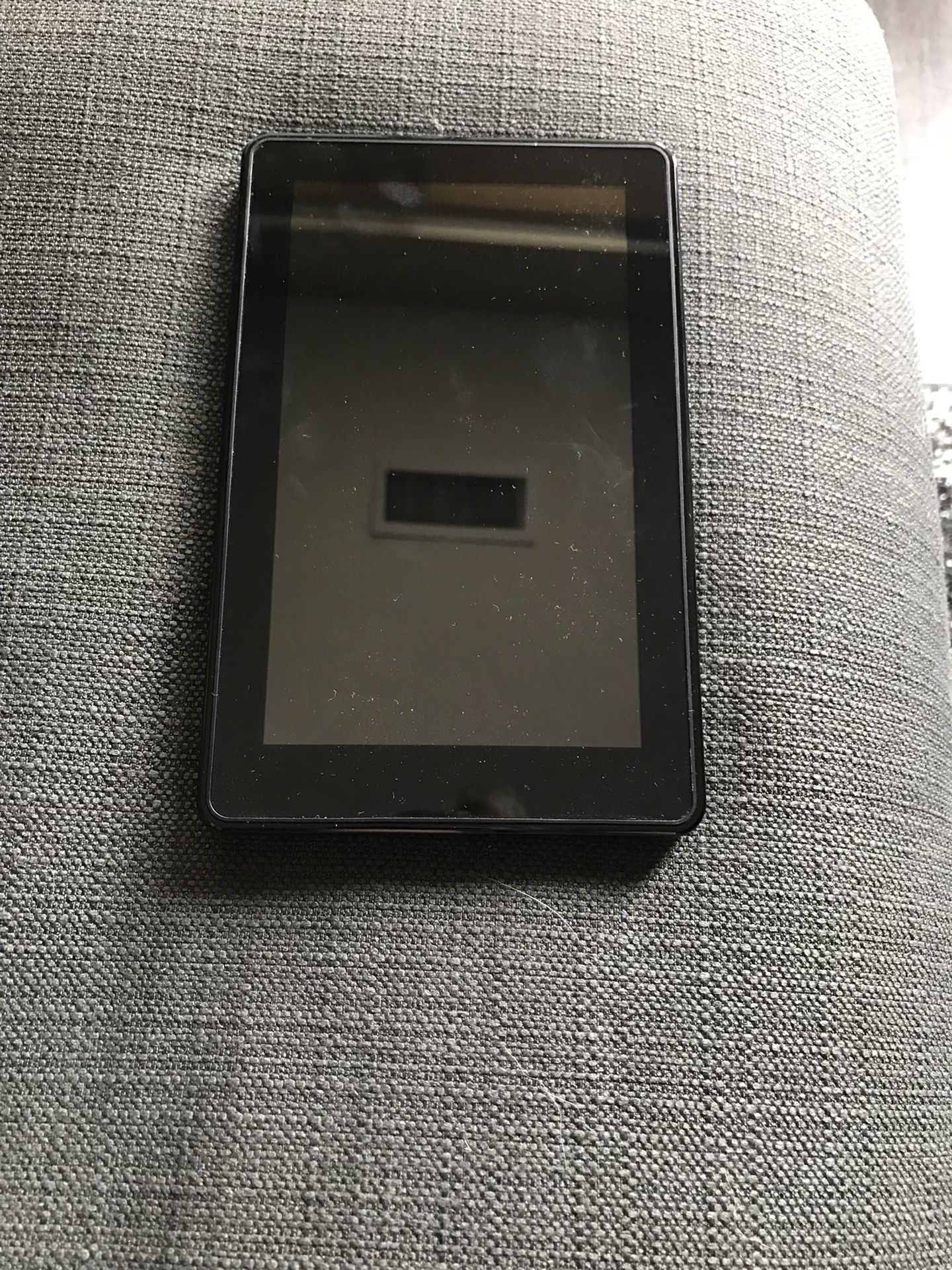 1st Gen Kindle Wi-fi 8GB with Case and Charger