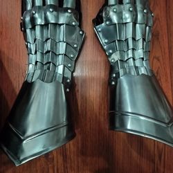 Medieval Gauntlets
