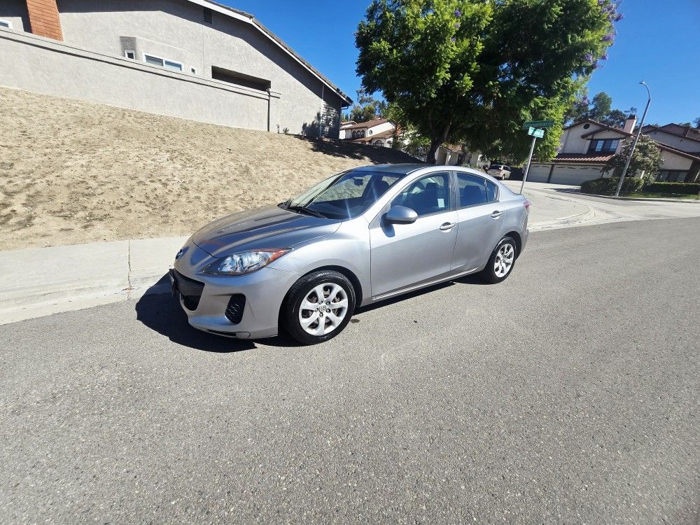 2013 Mazda Mazda3