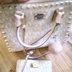 Michael  Khors Purse