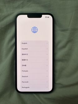 iPhone 13 128gb UNLOCKED