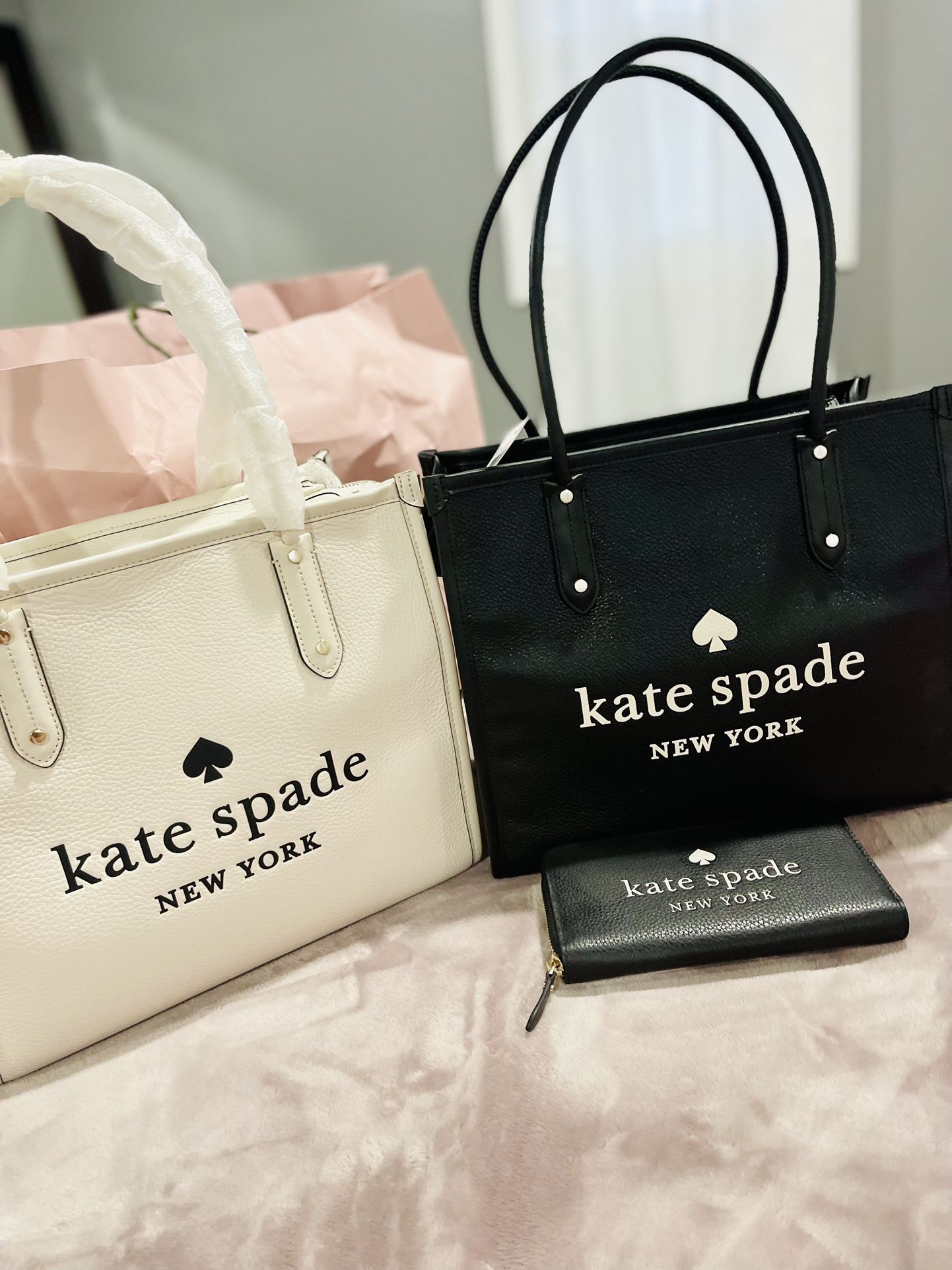 ♠️ kate Spade White Black Leather Ella Totes ♠️