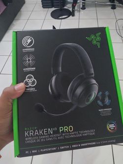 RAZER KRAKEN V3 PRO COMO NUEVOS EN SU CAJA 100$