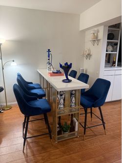 Beautiful New Bar Chairs ($25 each)