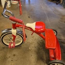 Vintage Radio Flyer Tricycle 