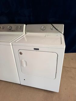 Maytag washer and gas dryer set