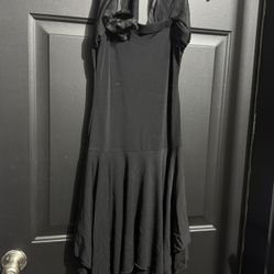BLACK PROM DRESS (M)