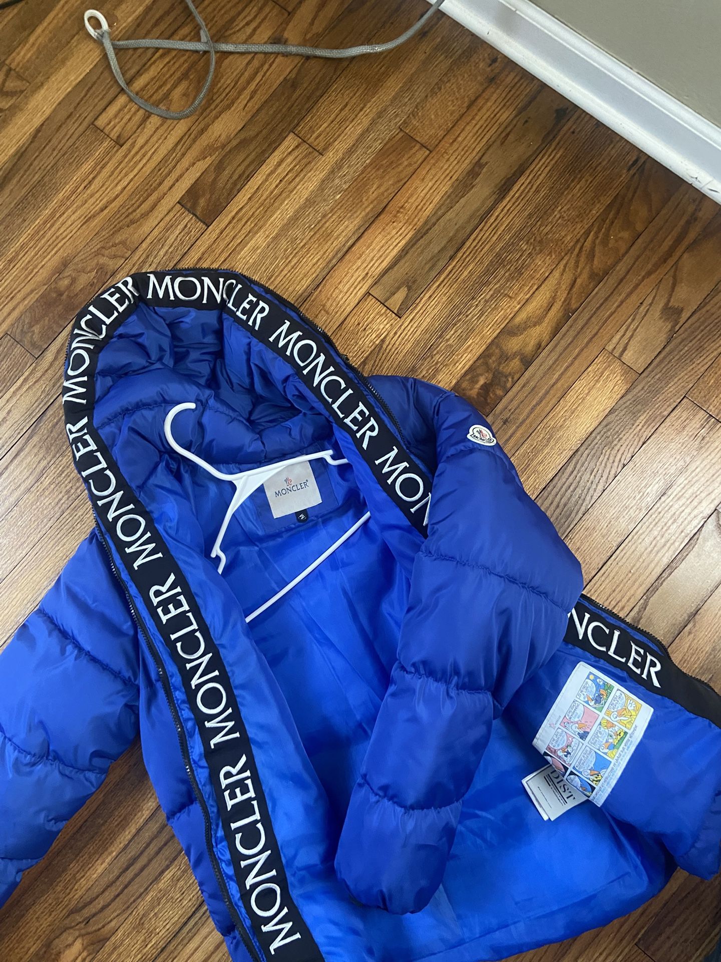 Monclear Montcla Short Down Jacket