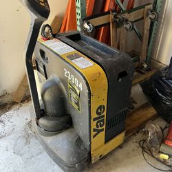 Yale Battery Powered Pallet Mover