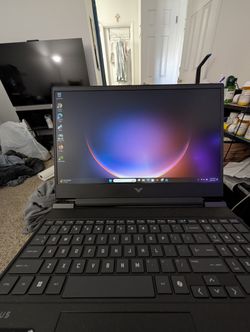 HP Victus