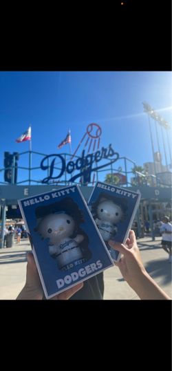 Hello Kitty Dodger Bobblehead/ Trading for a Dodger Hello Kitty or Kuromi Keychain