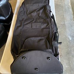 LOW PRICE MOVING- $300 RETAIL GOLF BAG ON WHEELS TRAVEL