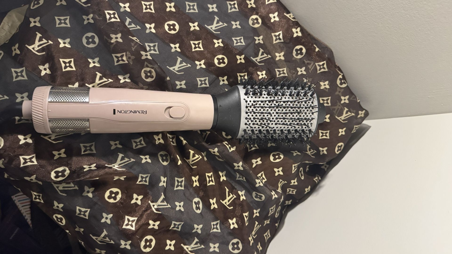 Round brush Dryer