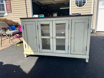 Entertainment Center