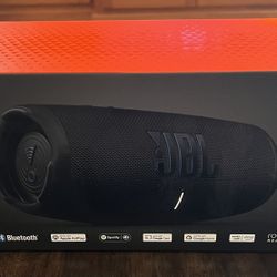 New JBL CHARGE5 Wi-Fi SE Portable Speaker - Unopened 