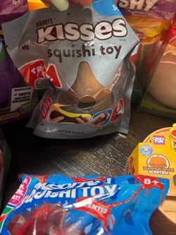 Hershey’s kiss squishy
