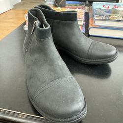 NEW UGGS Nordstroms 7.5 Women’s 