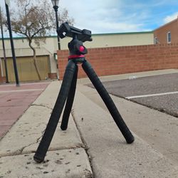 Universal Phone And Camera Tripod