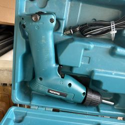 Makita Drill With Charger 
